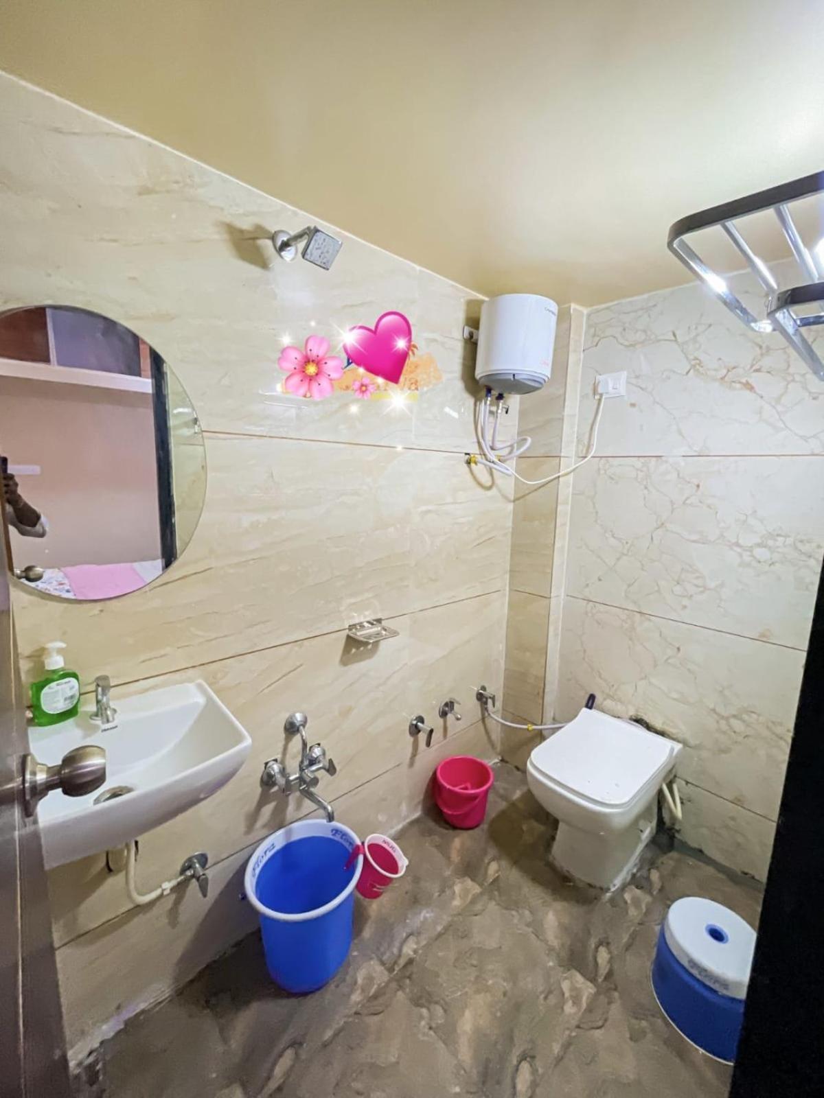 Jai Swaminarayan Delux Homestay Garudeshwar المظهر الخارجي الصورة